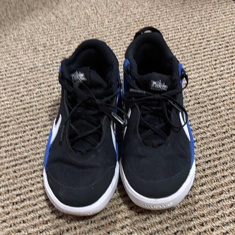Nike Kids Black and Blue Sneakers